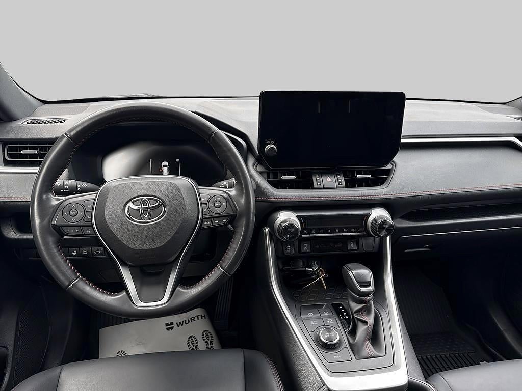 Toyota RAV4 2023 - miniatyr 9