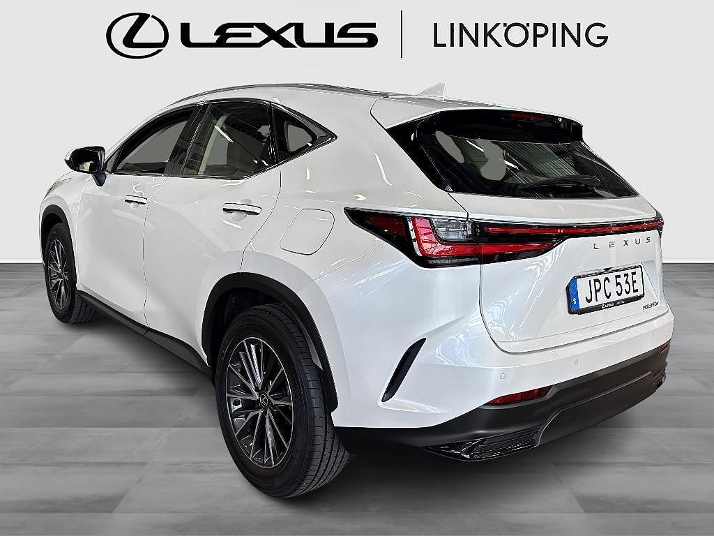 Lexus NX 2024 - miniatyr 2