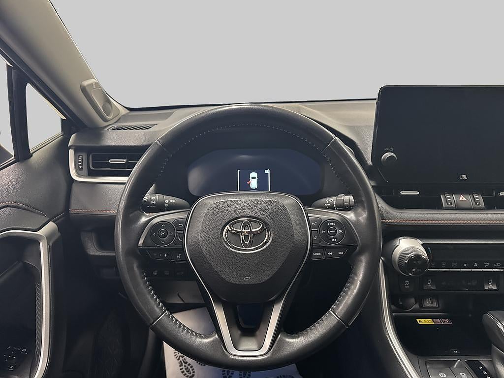 Toyota RAV4 2023 - miniatyr 10
