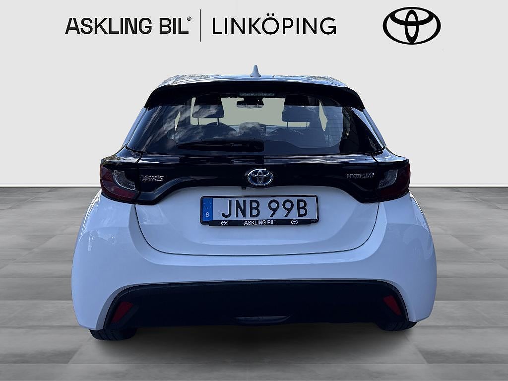 Toyota Yaris 2023 - miniatyr 5