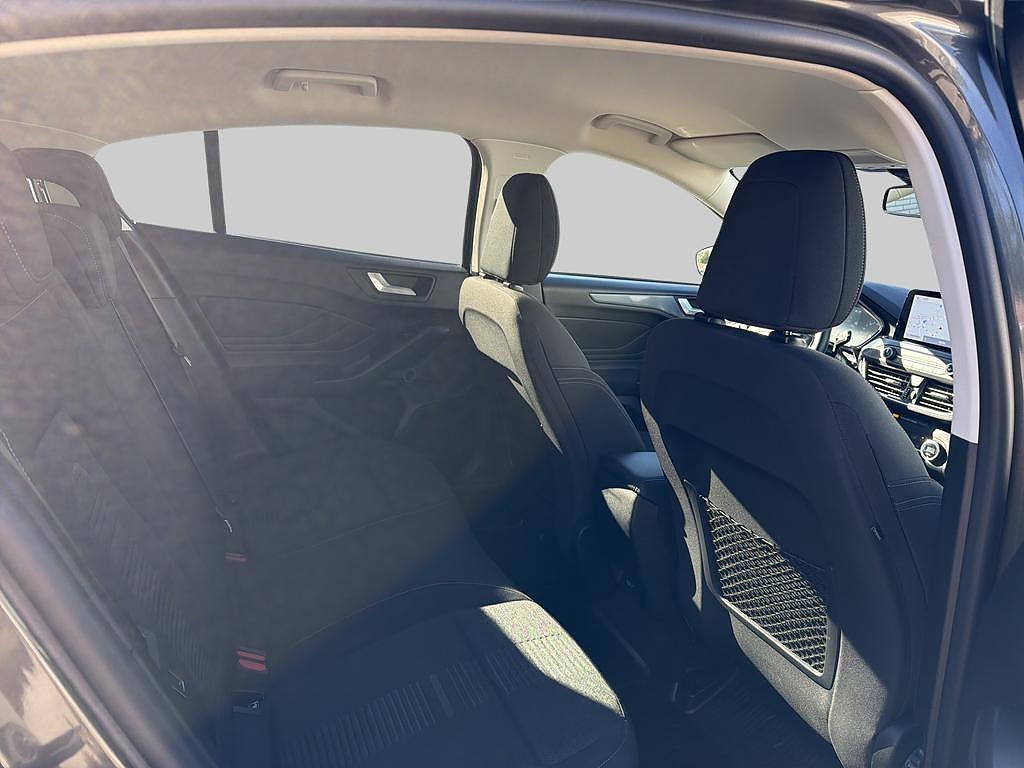 Ford Focus 2021 - miniatyr 7