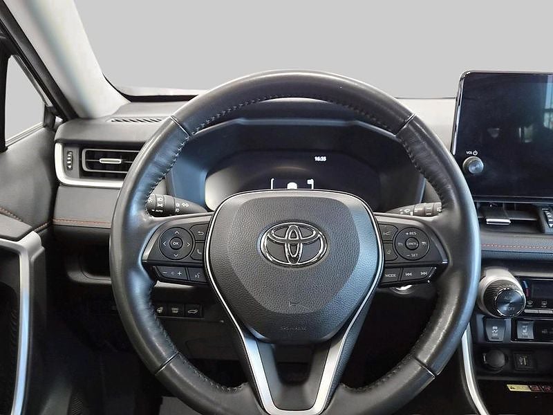 Toyota RAV4 2023 - miniatyr 10