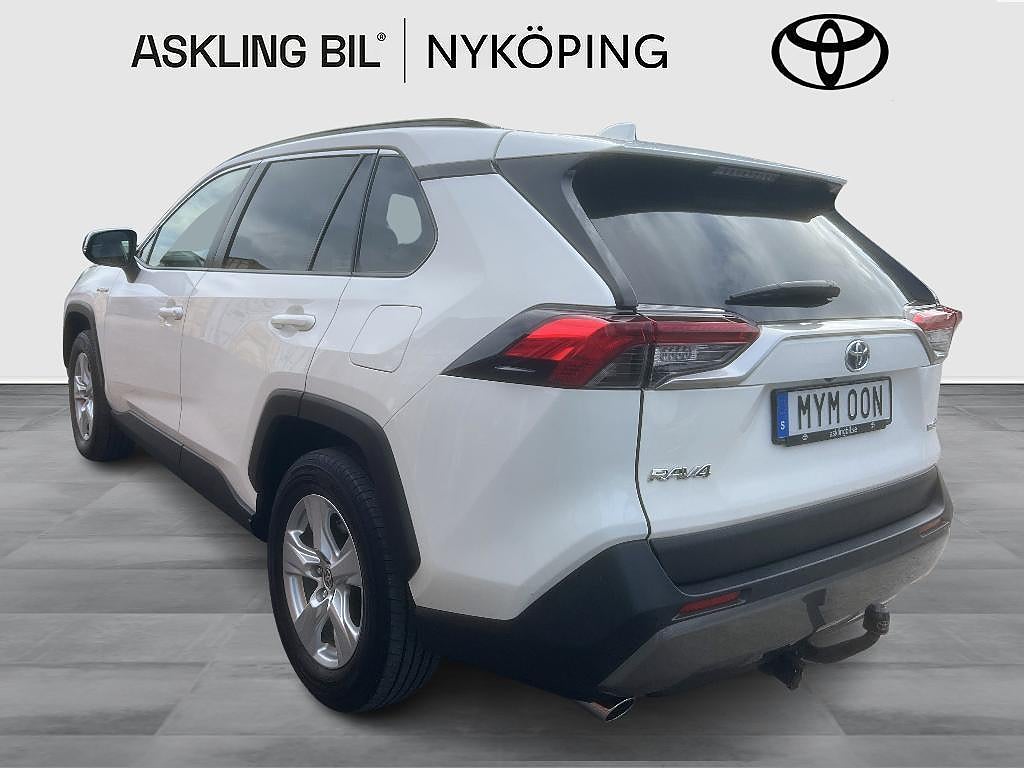 Toyota RAV4 2020 - miniatyr 3