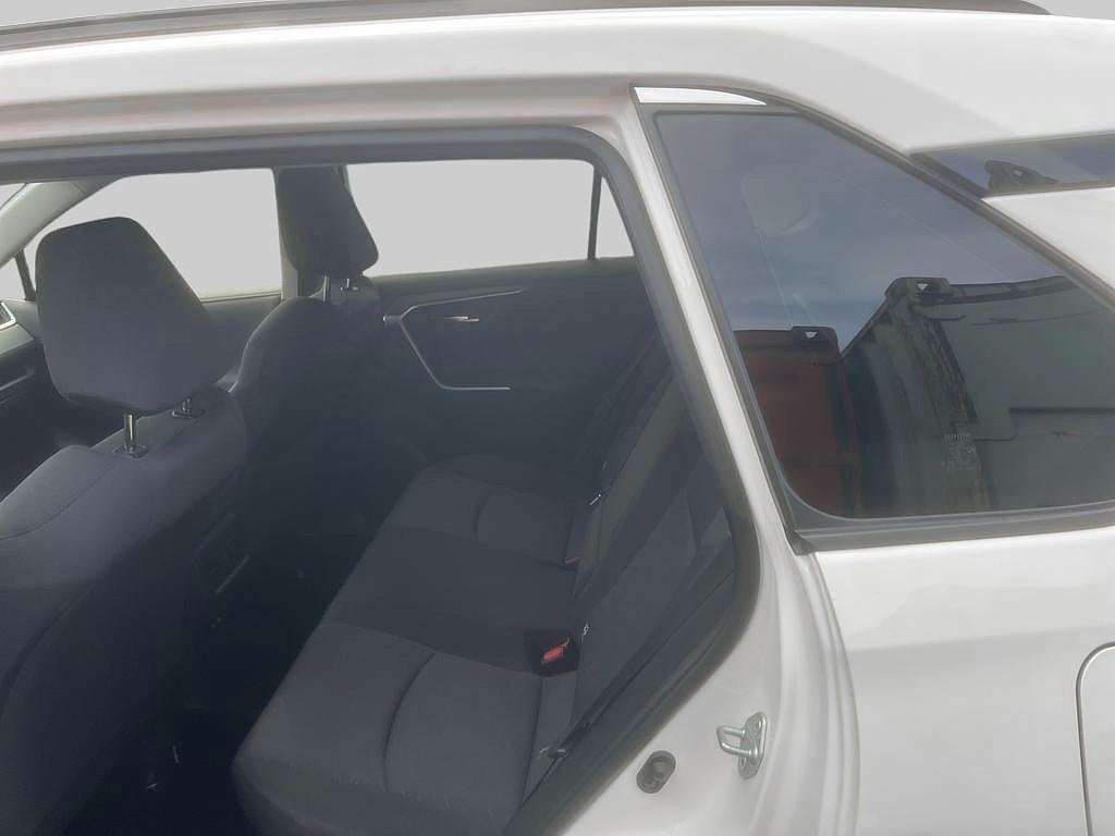 Toyota RAV4 2020 - miniatyr 8