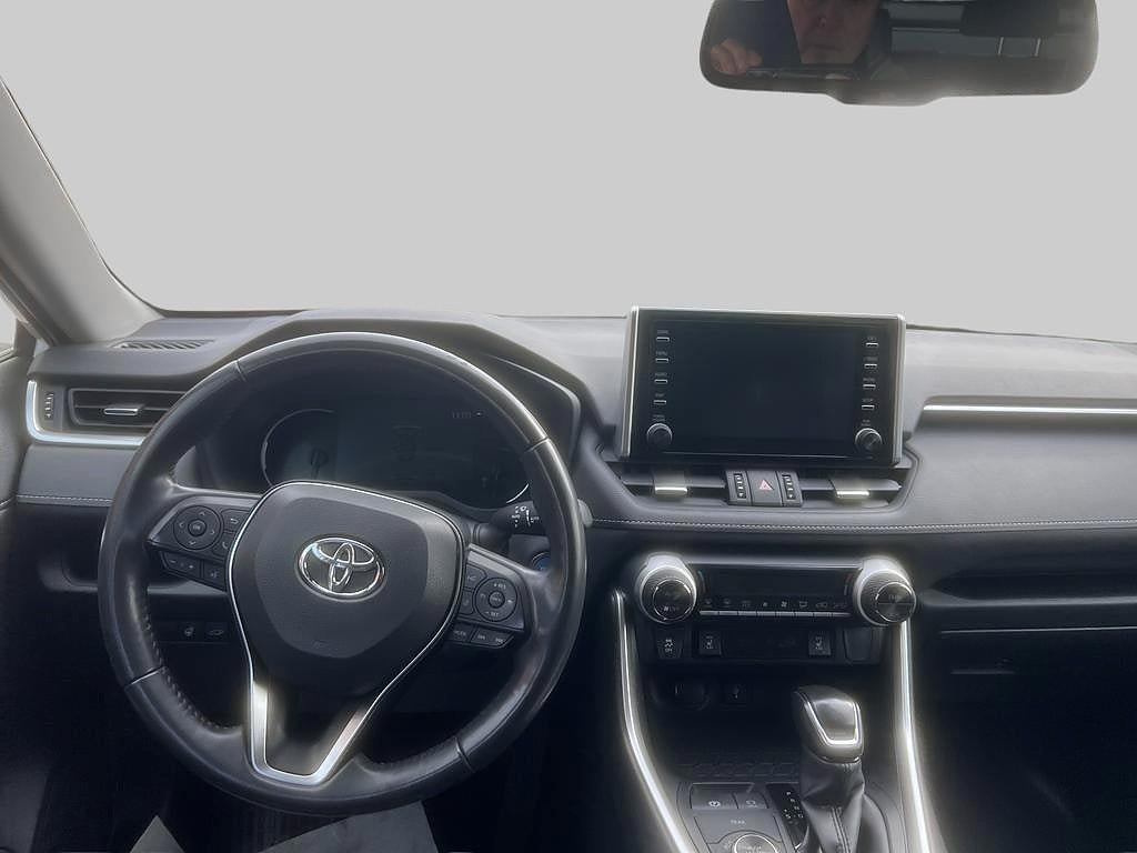 Toyota RAV4 2020 - miniatyr 9