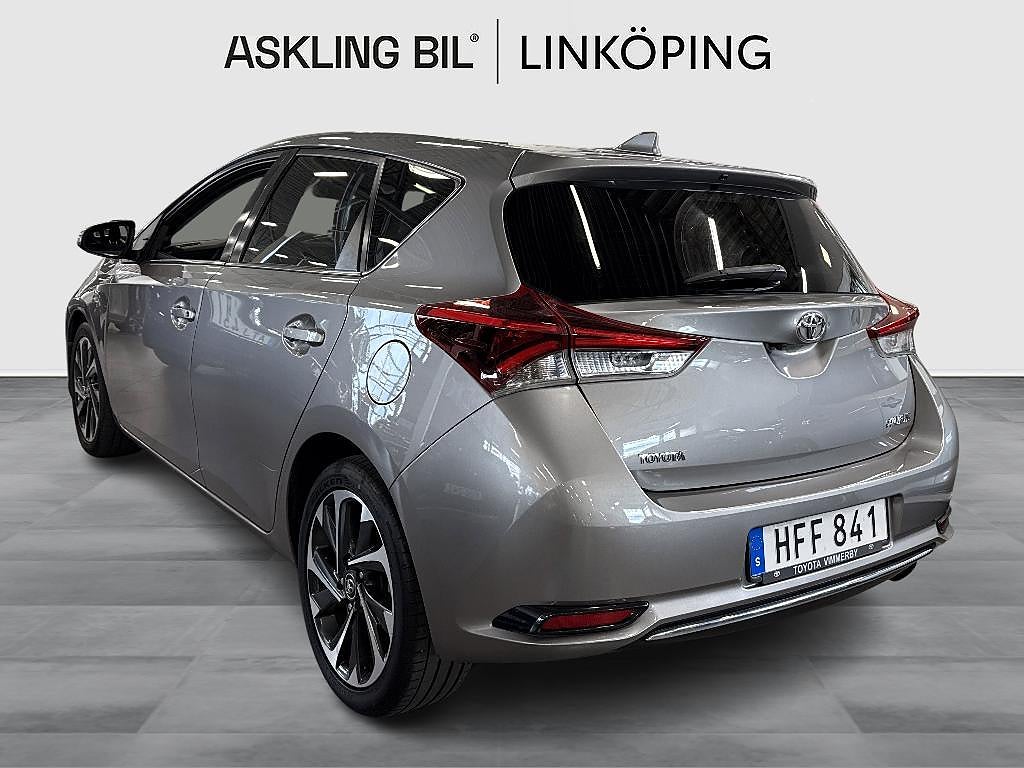Toyota Auris 2016 - miniatyr 2