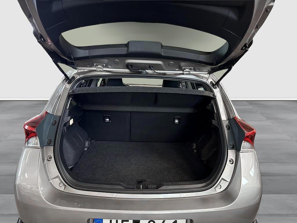 Toyota Auris 2016 - miniatyr 10