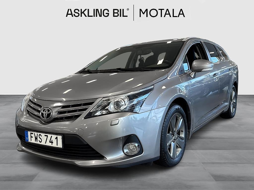 Toyota Avensis 2015 - bild 1 av 10