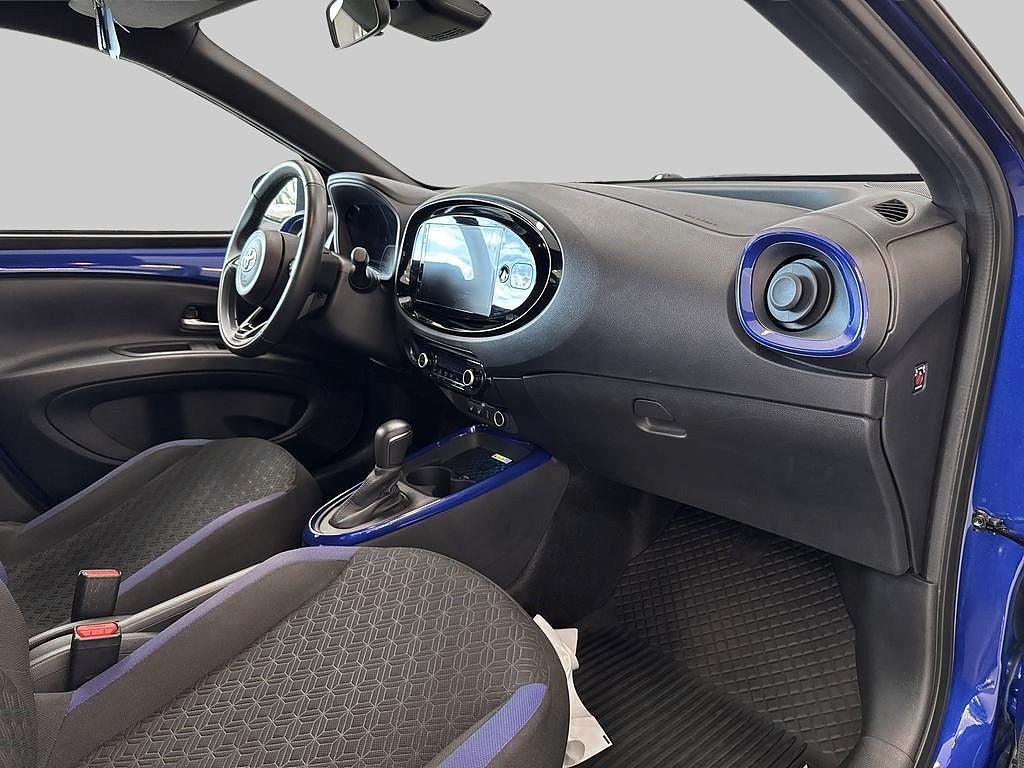 Toyota Aygo X 2022 - miniatyr 7
