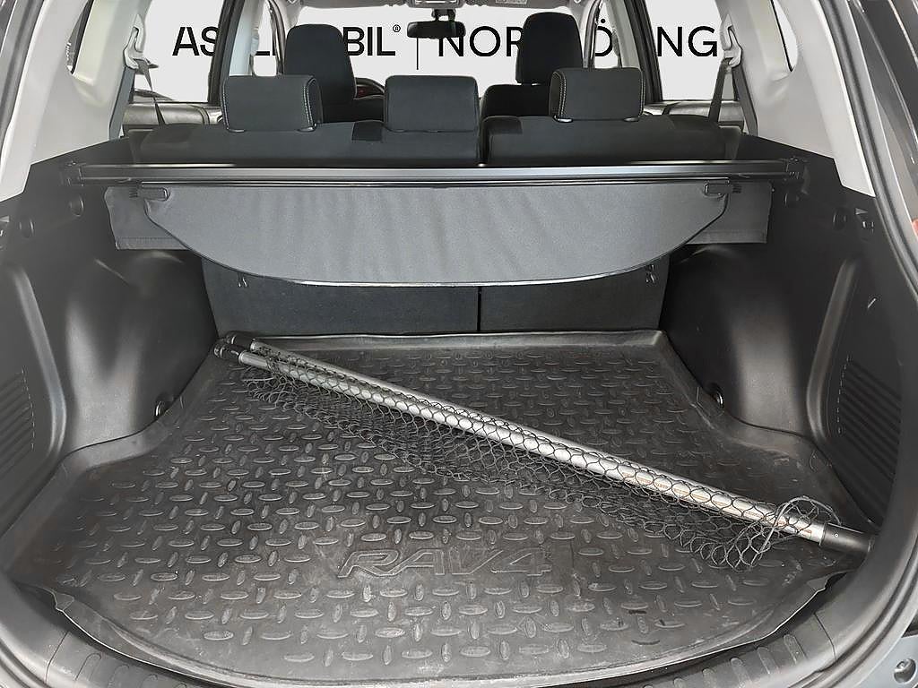 Toyota RAV4 2014 - miniatyr 10