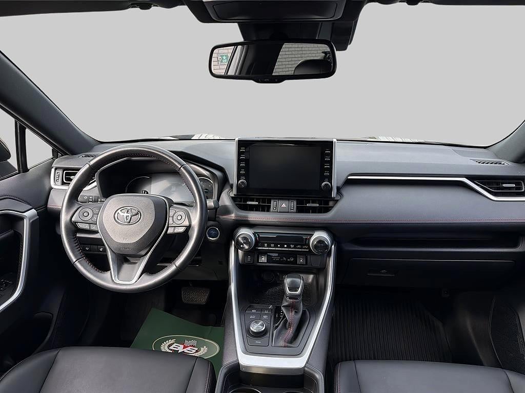 Toyota RAV4 2021 - miniatyr 9