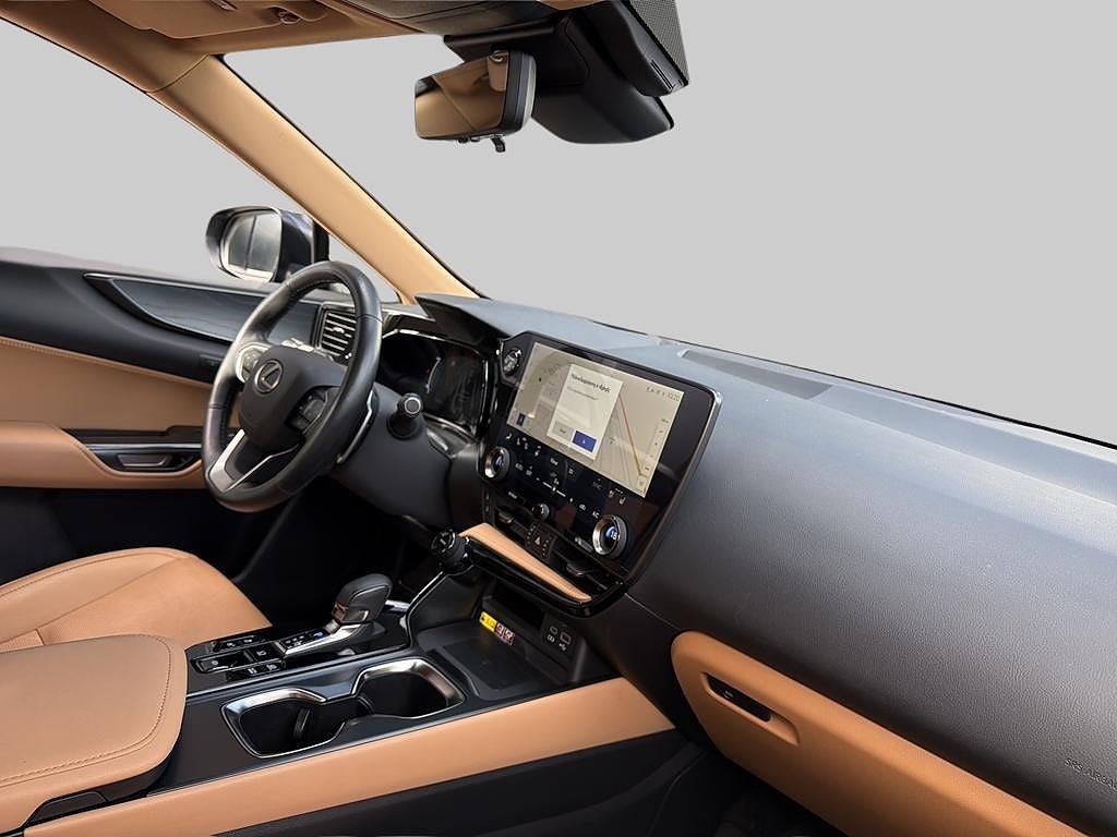 Lexus NX450H+ 2023 - miniatyr 6