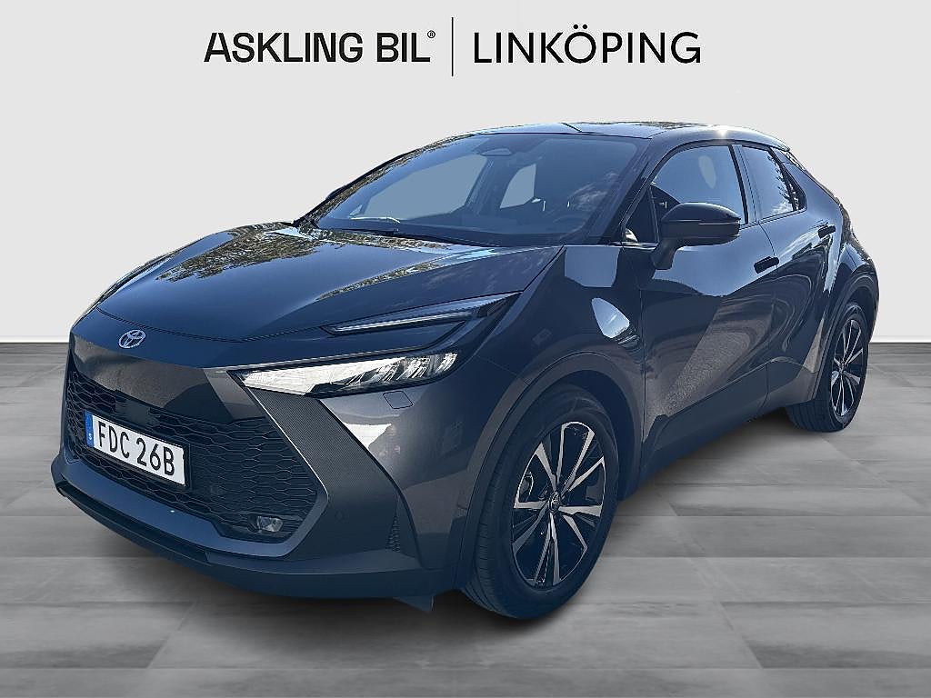 Toyota C-HR 2025 - bild 1 av 15