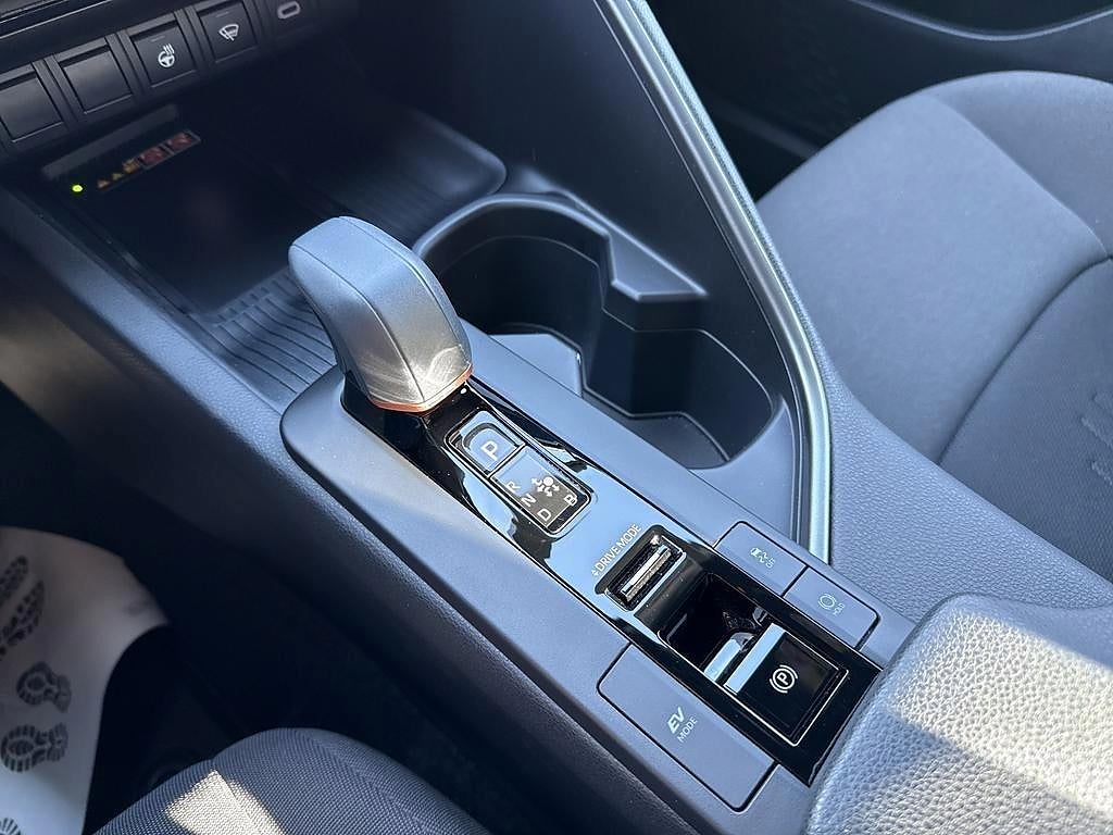 Toyota C-HR 2025 - miniatyr 13