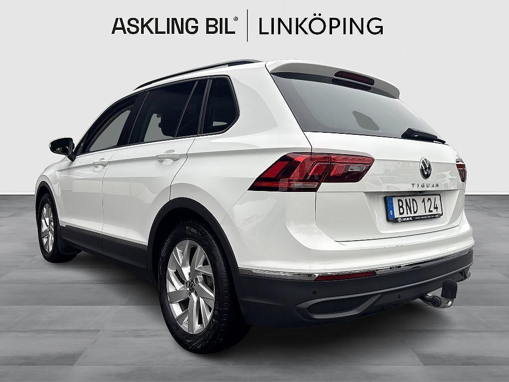 Volkswagen Tiguan 2023 - miniatyr 2