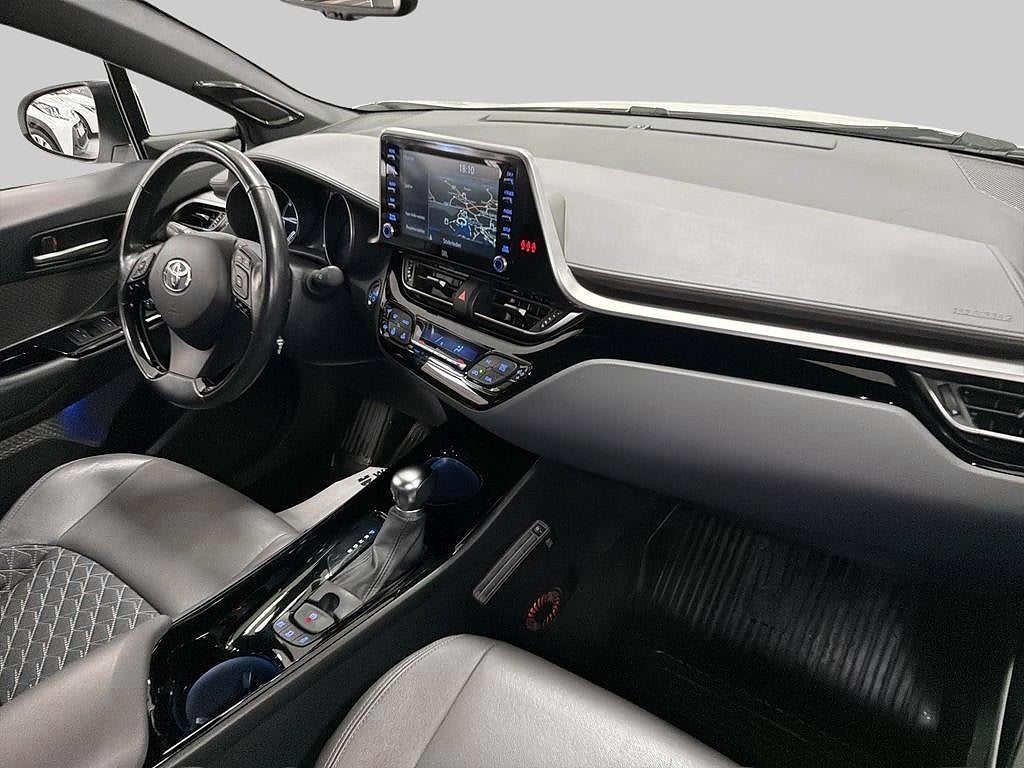 Toyota C-HR 2020 - miniatyr 7