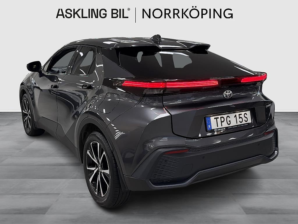 Toyota C-HR 2025 - miniatyr 2