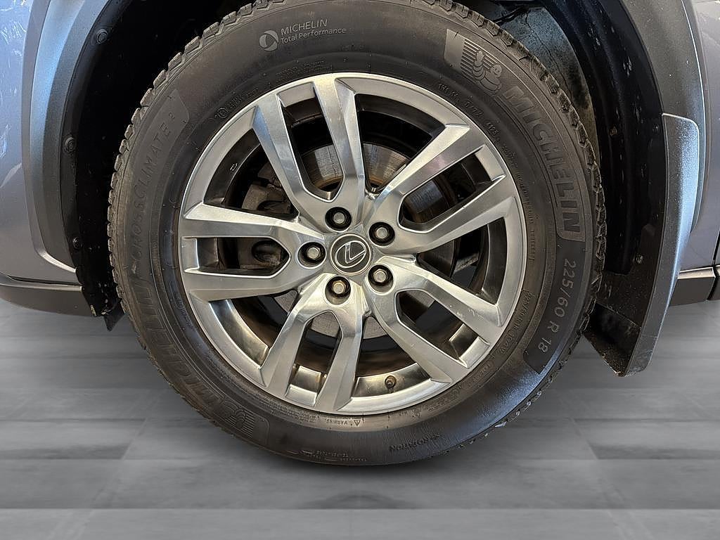 Lexus NX300h 2019 - miniatyr 11