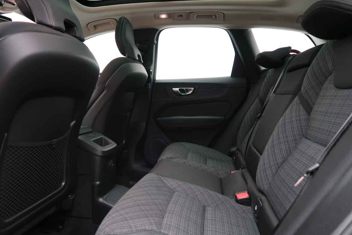 Volvo XC60 2025 - miniatyr 5