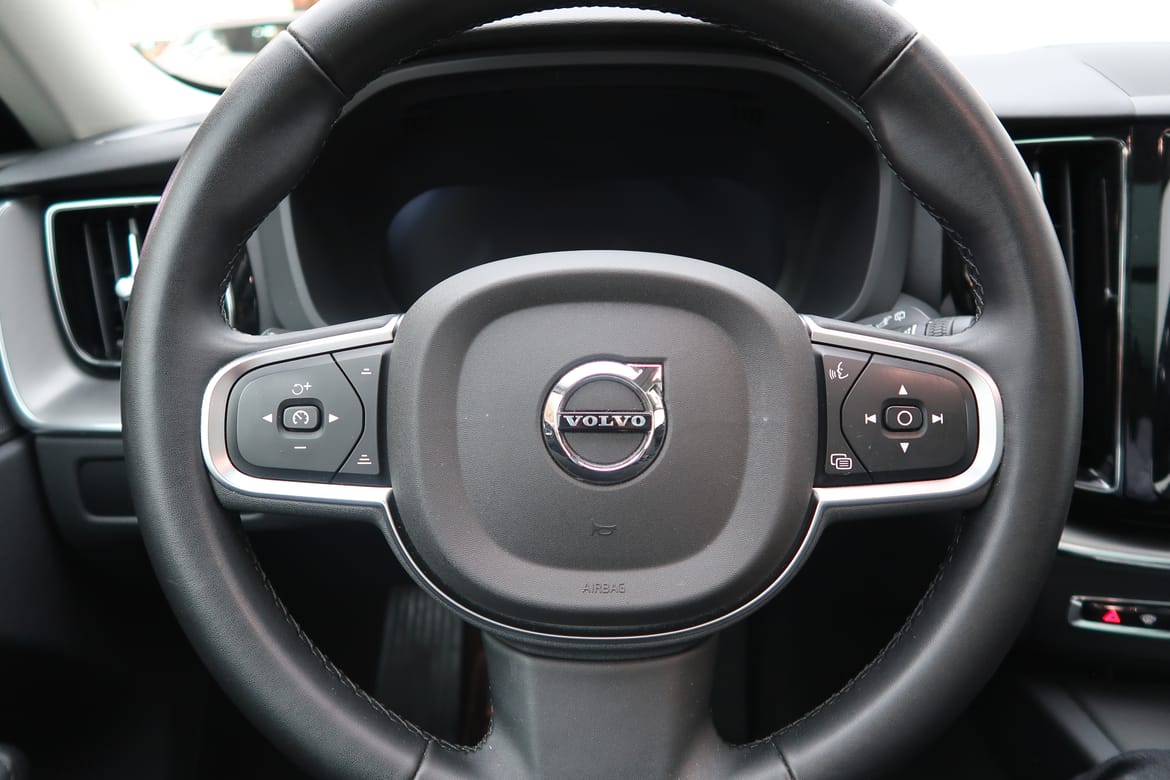 Volvo XC60 2025 - miniatyr 10
