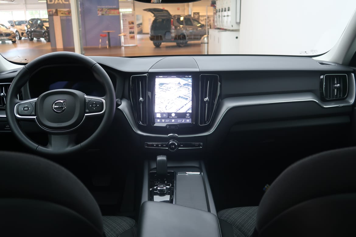 Volvo XC60 2025 - miniatyr 6