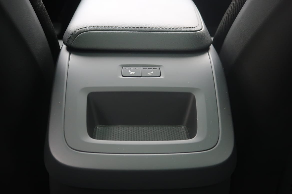 Volvo XC60 2025 - miniatyr 8