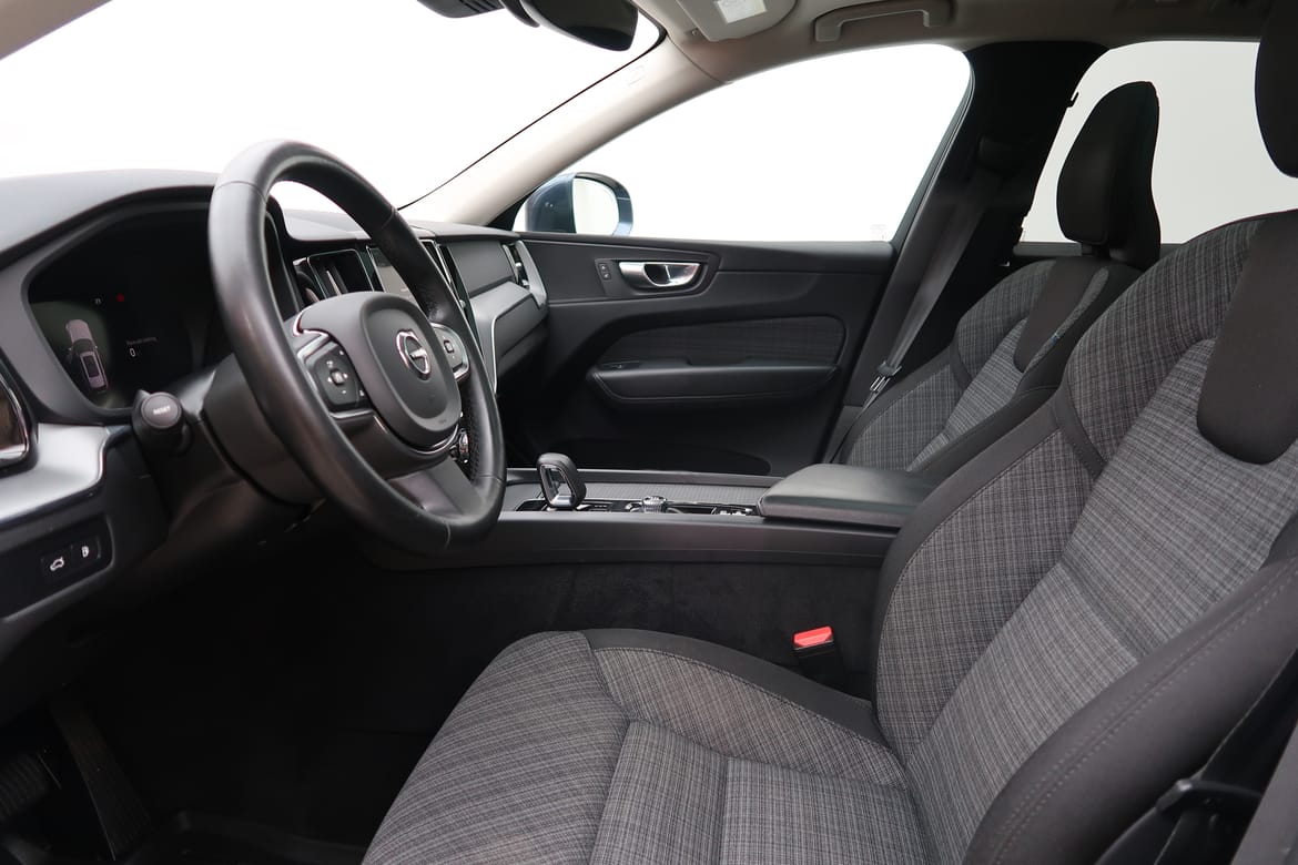 Volvo XC60 2024 - miniatyr 4