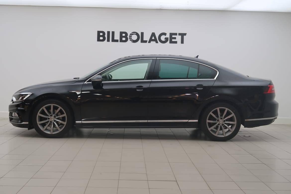 Volkswagen Passat 2016 - miniatyr 2