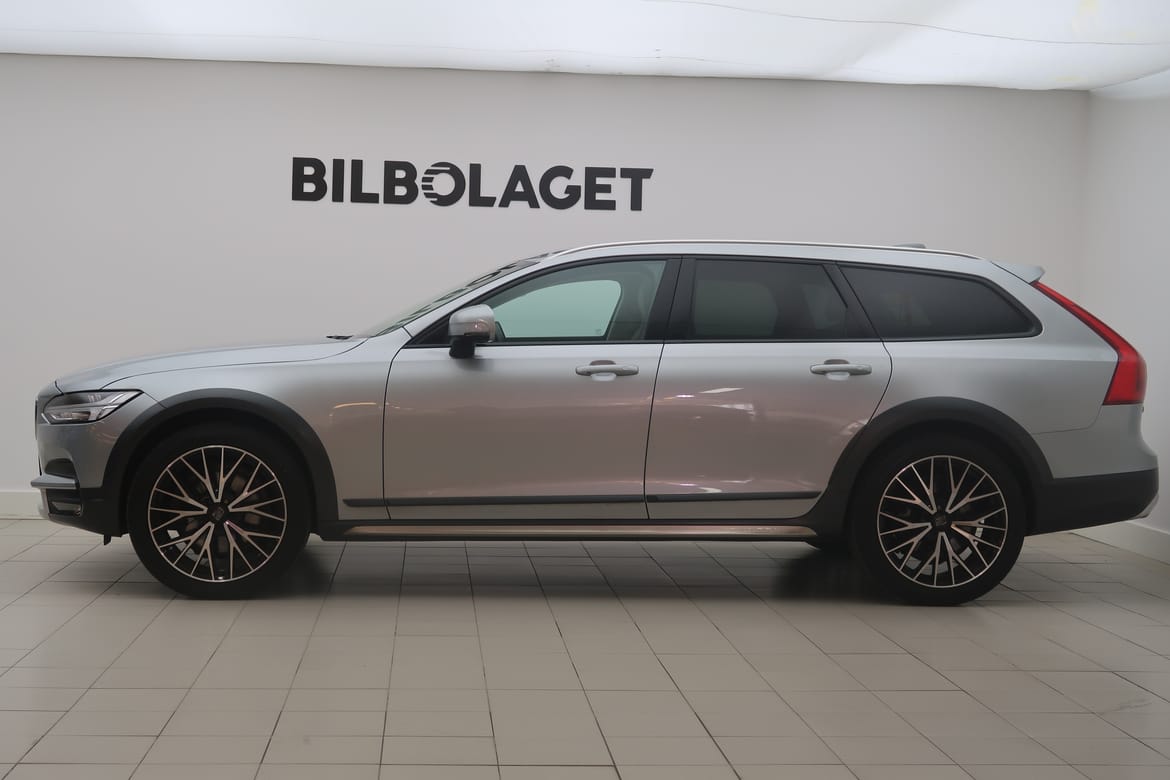 Volvo V90 2018 - miniatyr 2