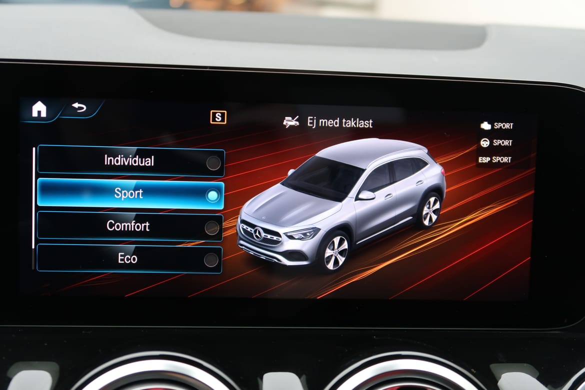 Mercedes-Benz GLA 2021 - miniatyr 15