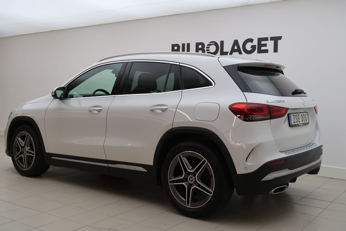 Mercedes-Benz GLA 2021 - miniatyr 3