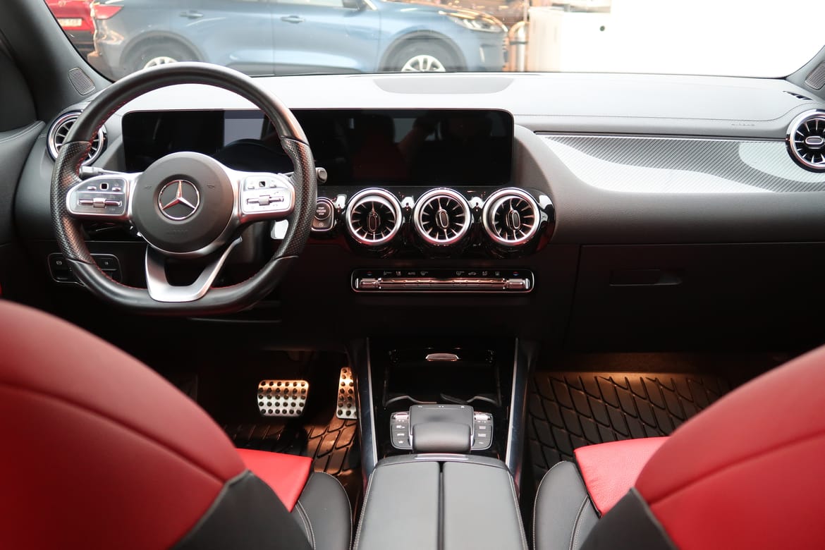 Mercedes-Benz GLA 2021 - miniatyr 6