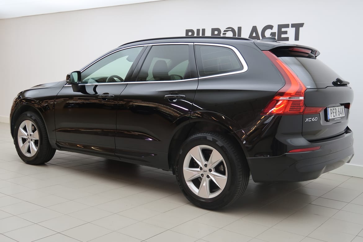 Volvo XC60 2022 - miniatyr 3