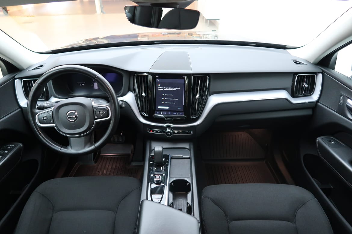 Volvo XC60 2022 - miniatyr 9