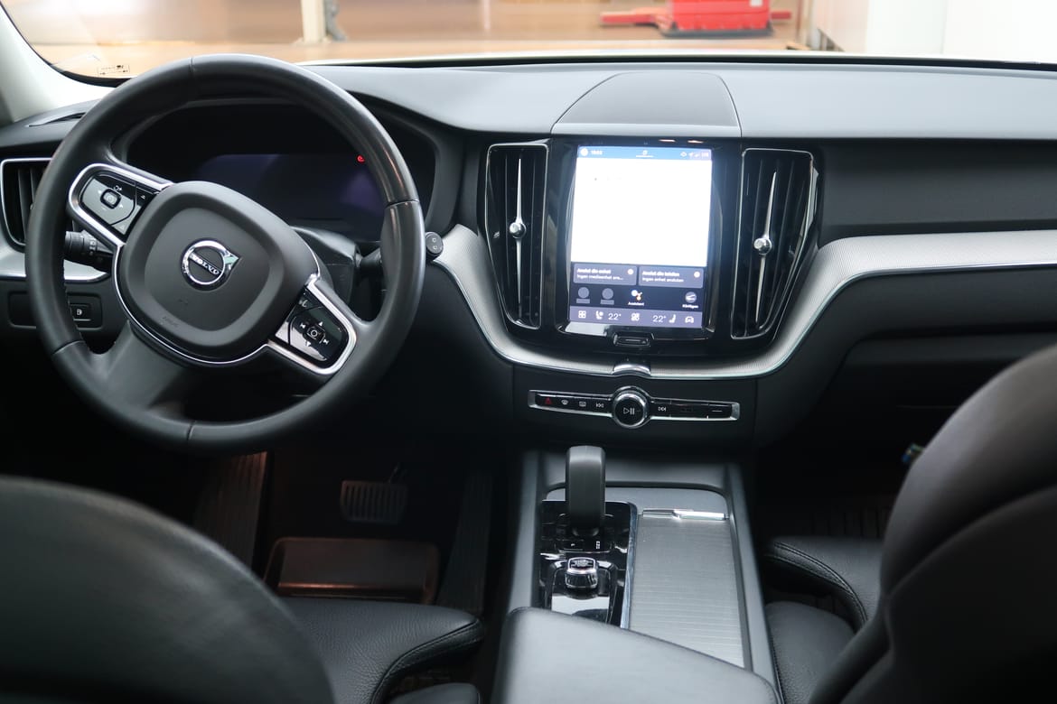 Volvo XC60 2023 - miniatyr 6