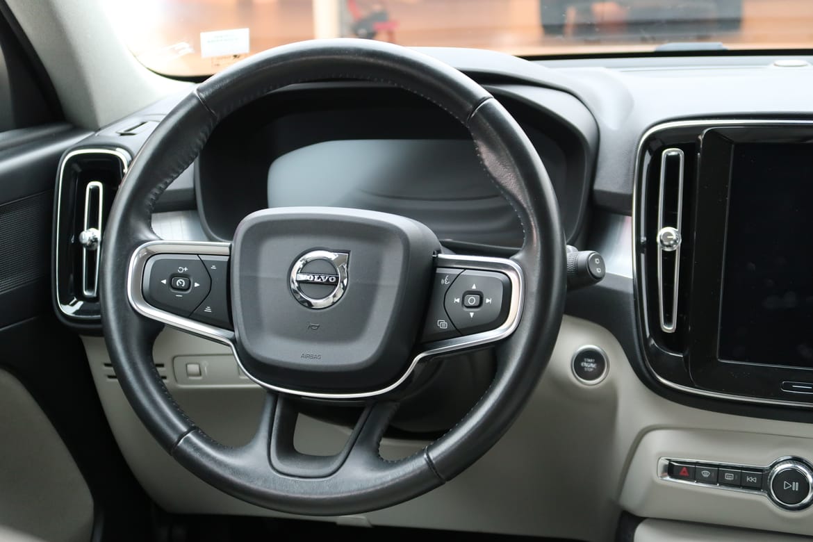 Volvo XC40 2019 - miniatyr 7