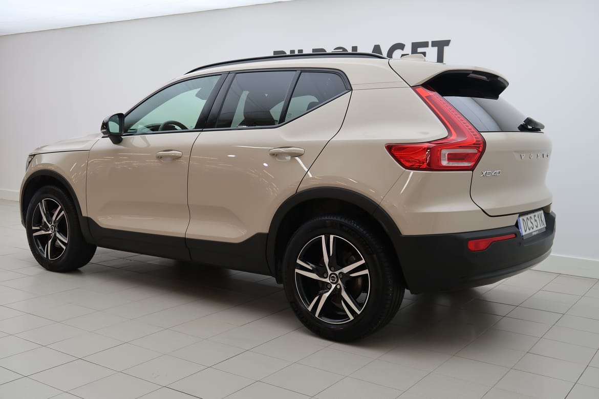 Volvo XC40 2025 - miniatyr 3
