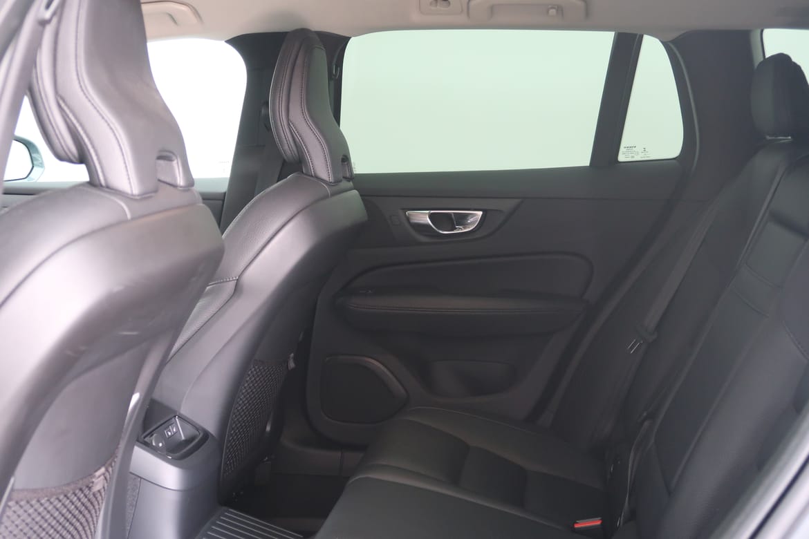 Volvo V60 2022 - miniatyr 5