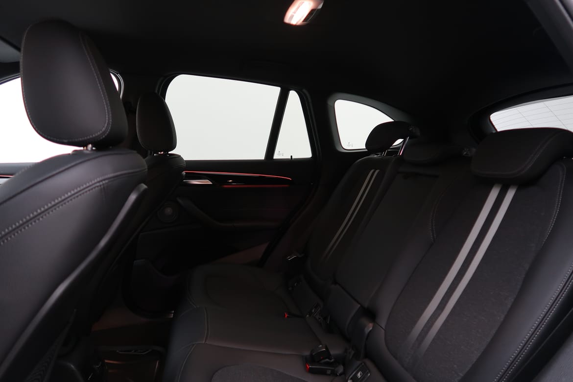 BMW X1 2021 - miniatyr 5