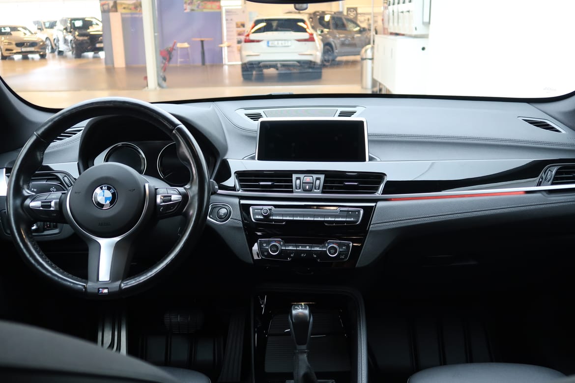 BMW X1 2021 - miniatyr 6