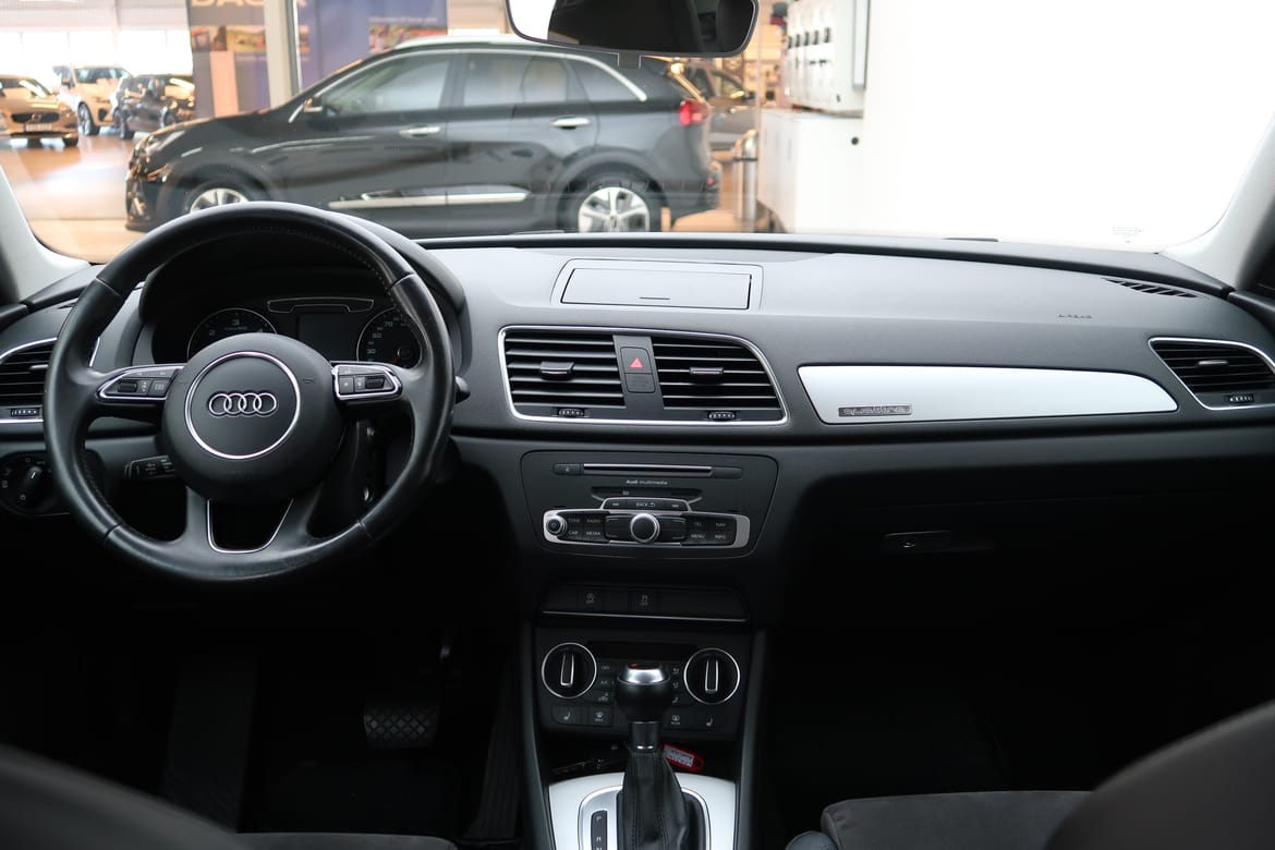 Audi Q3 2016 - miniatyr 6