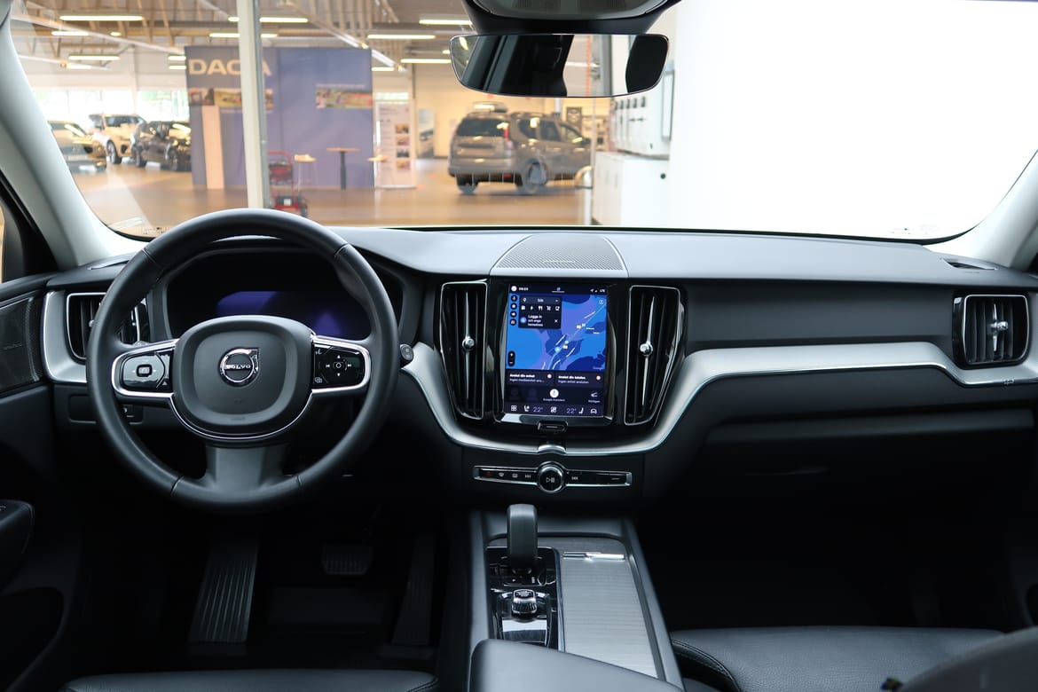 Volvo XC60 2023 - miniatyr 6