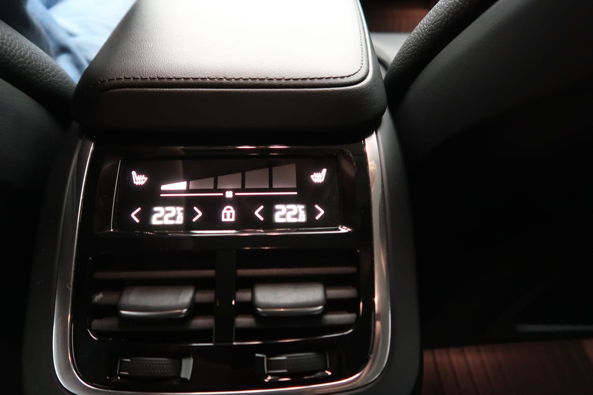 Volvo XC60 2023 - miniatyr 21