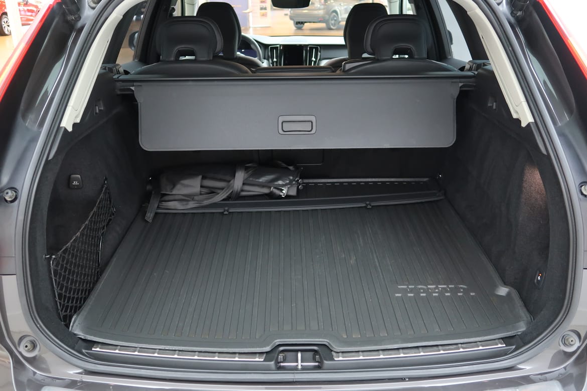 Volvo XC60 2023 - miniatyr 23