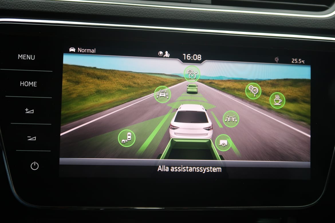 Škoda Superb 2022 - miniatyr 18