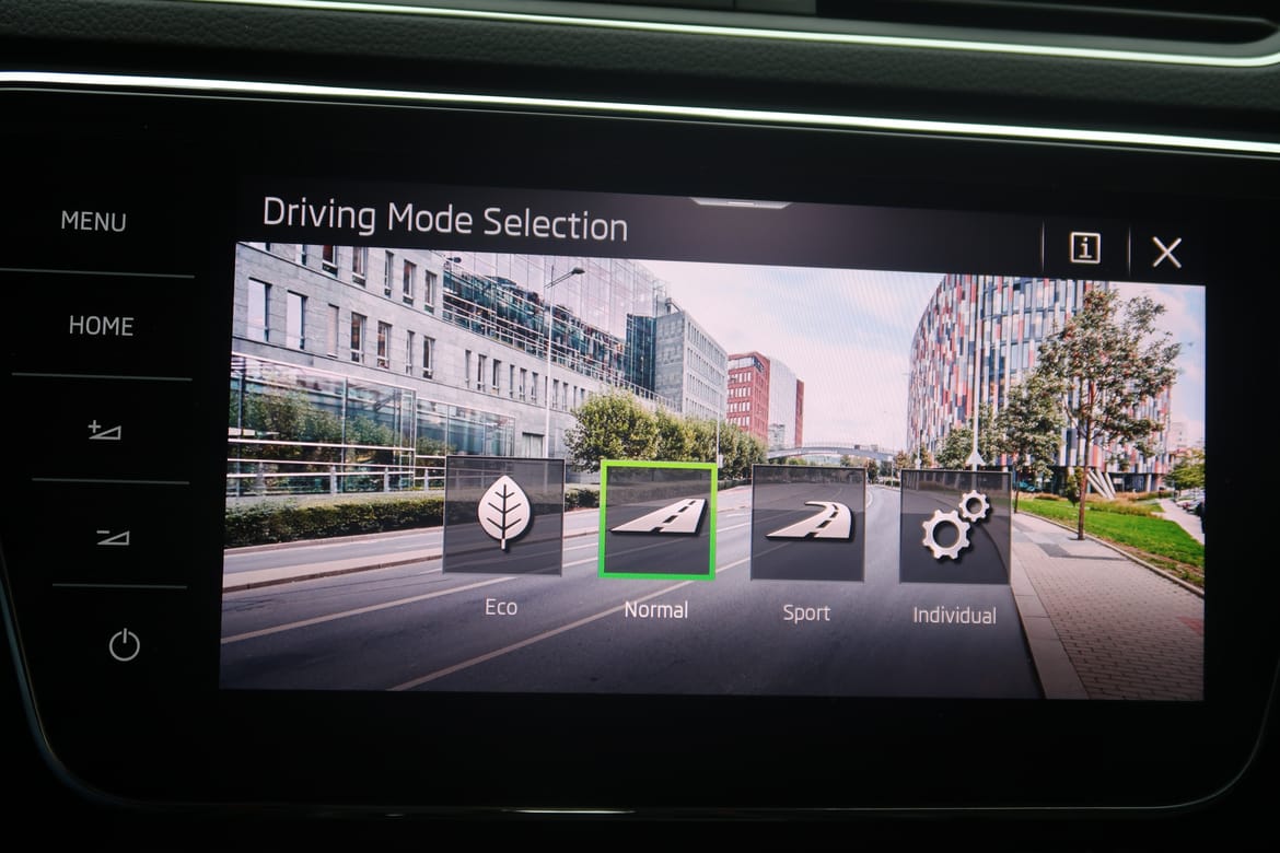 Škoda Superb 2022 - miniatyr 20