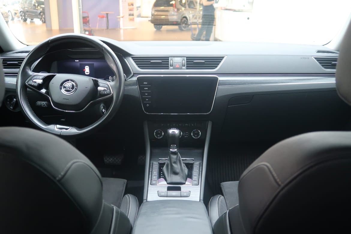 Škoda Superb 2022 - miniatyr 6