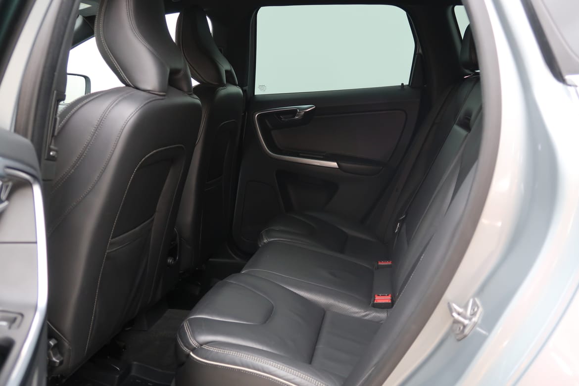 Volvo XC60 2016 - miniatyr 5