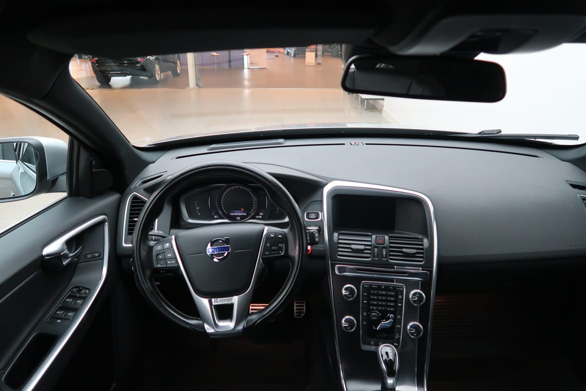 Volvo XC60 2016 - miniatyr 6