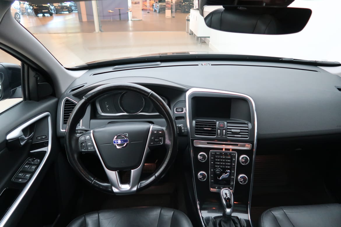 Volvo XC60 2017 - miniatyr 6